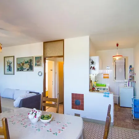 Holiday House Nera 스프리트스카
