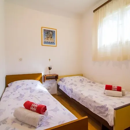 펜션 Holiday House Nera *