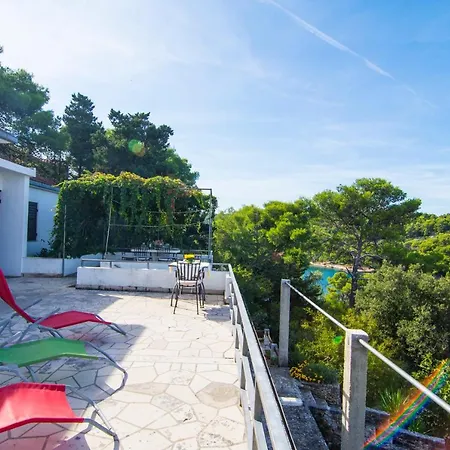 Holiday House Nera 펜션